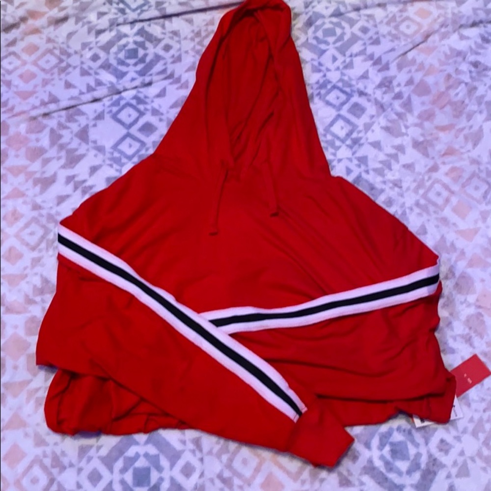 Hooded shirt